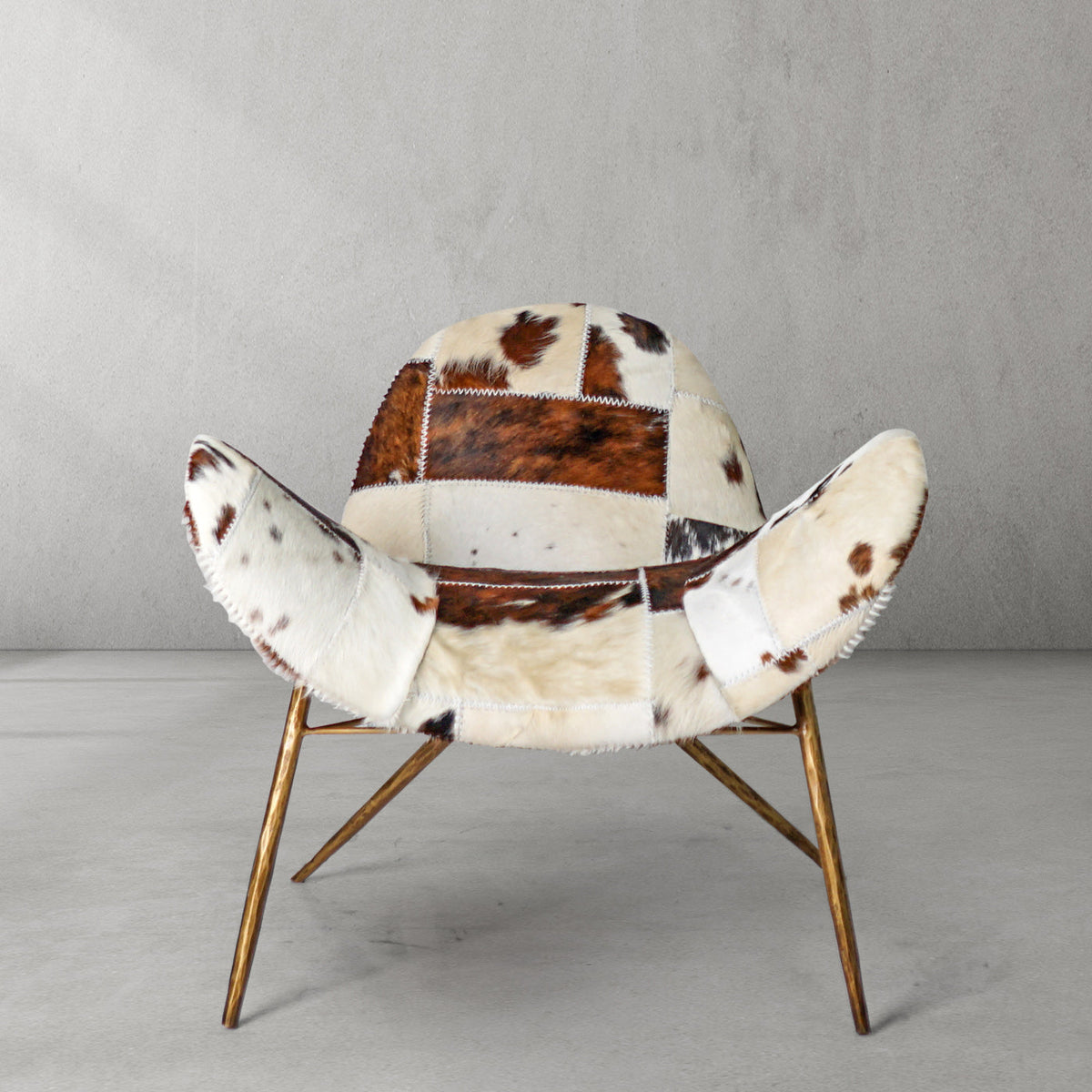 Thomson Milk Coffee Fur Lounge Chair