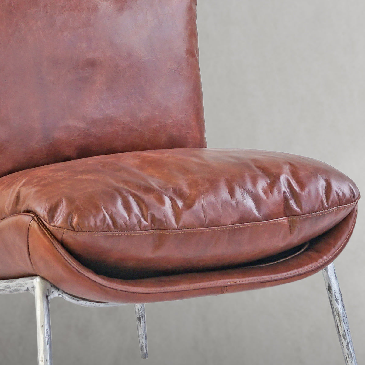 Thomson Vintage Leather Armrest Lounge Chair