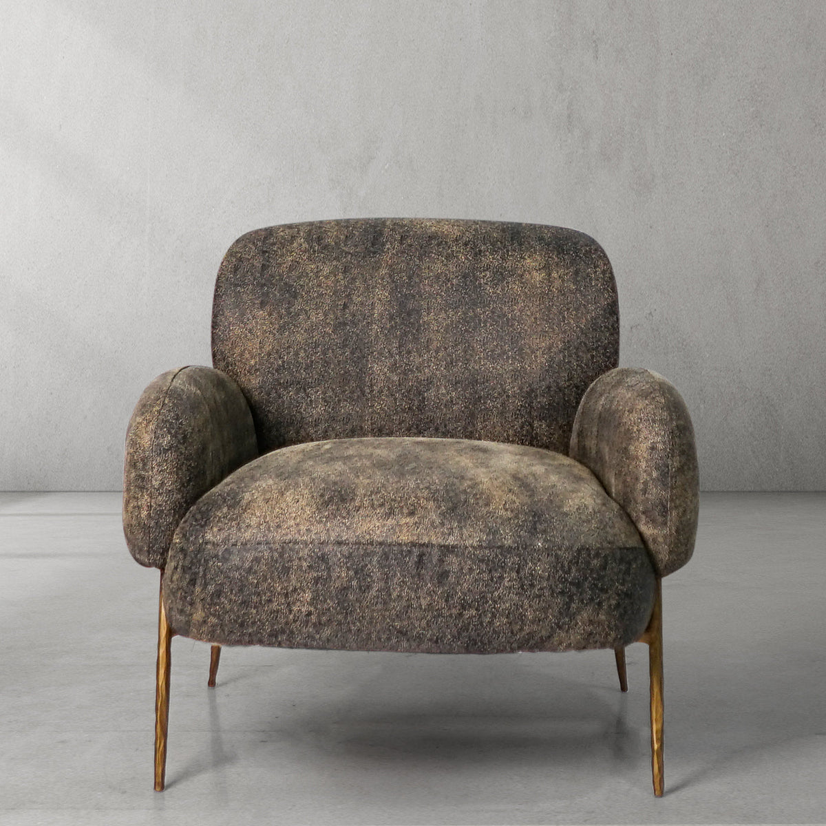 Thomson Vintage Pearl Grain Cowhide Lounge Chair