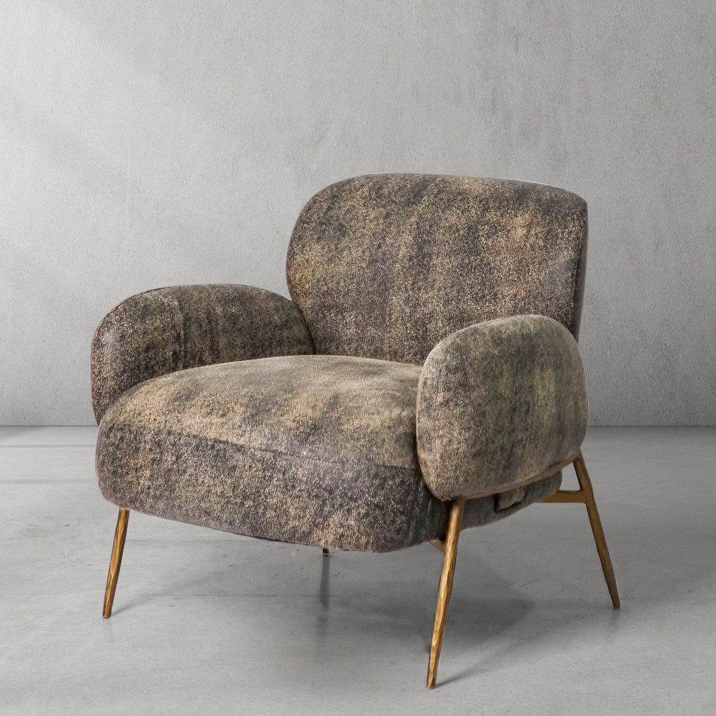 Thomson Vintage Pearl Grain Cowhide Lounge Chair