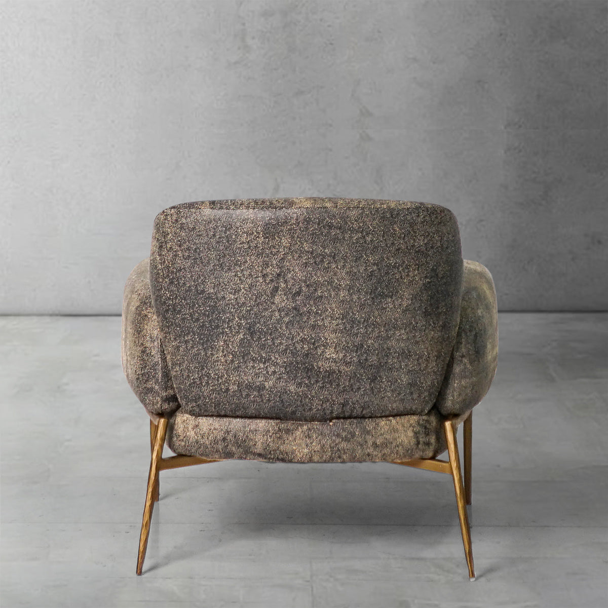Thomson Vintage Pearl Grain Cowhide Lounge Chair