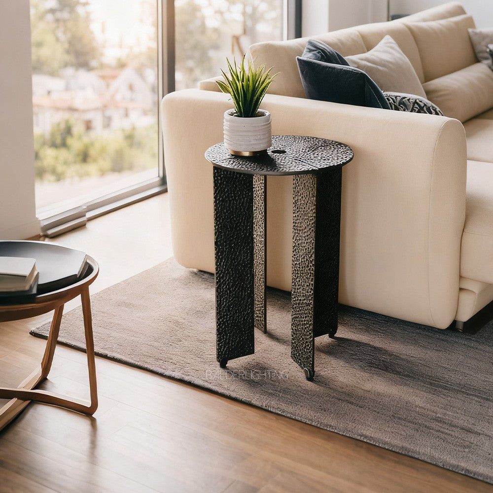 Bowia Side Table