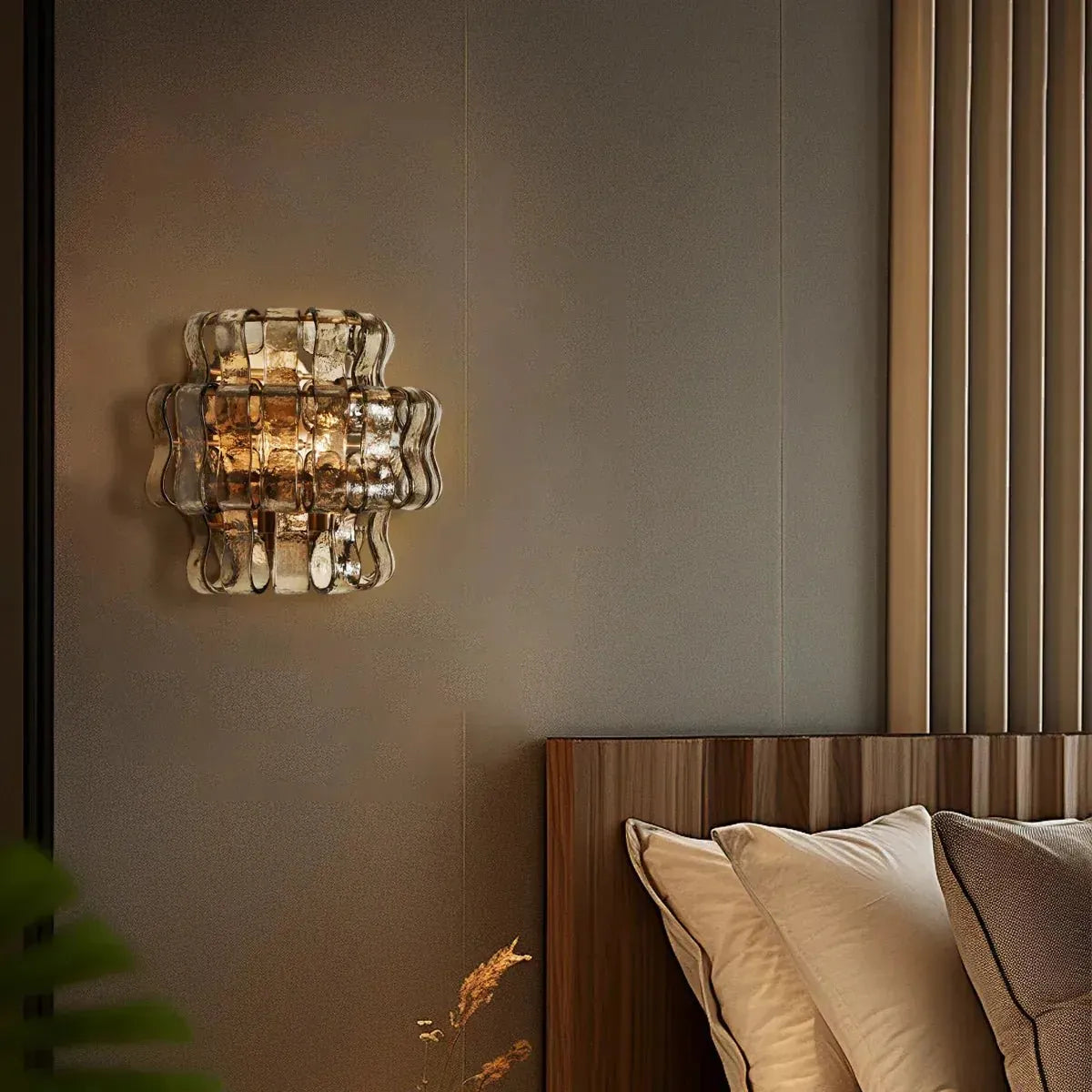 Erin Glass Wall Sconce