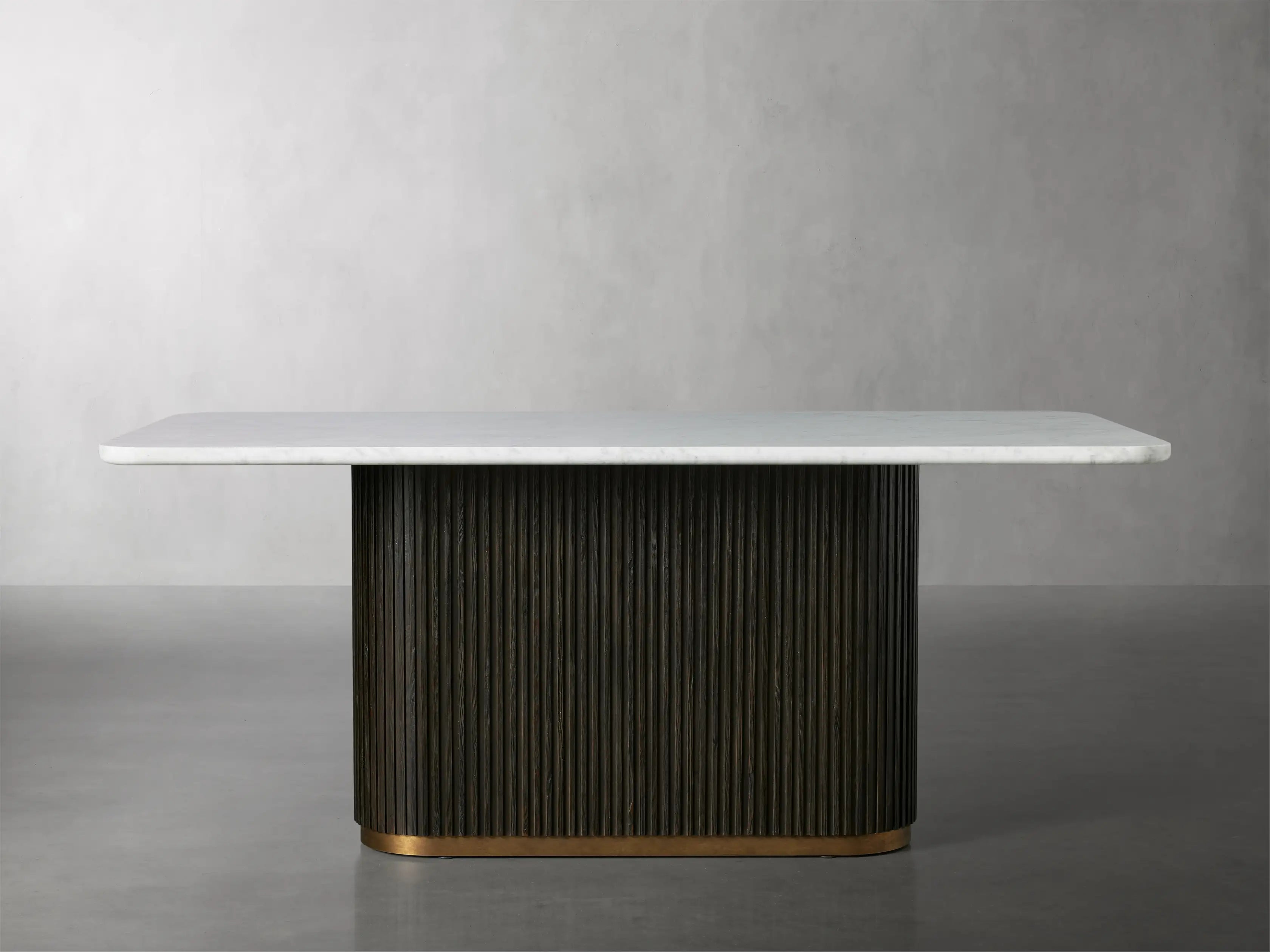 Fanny Dining Table