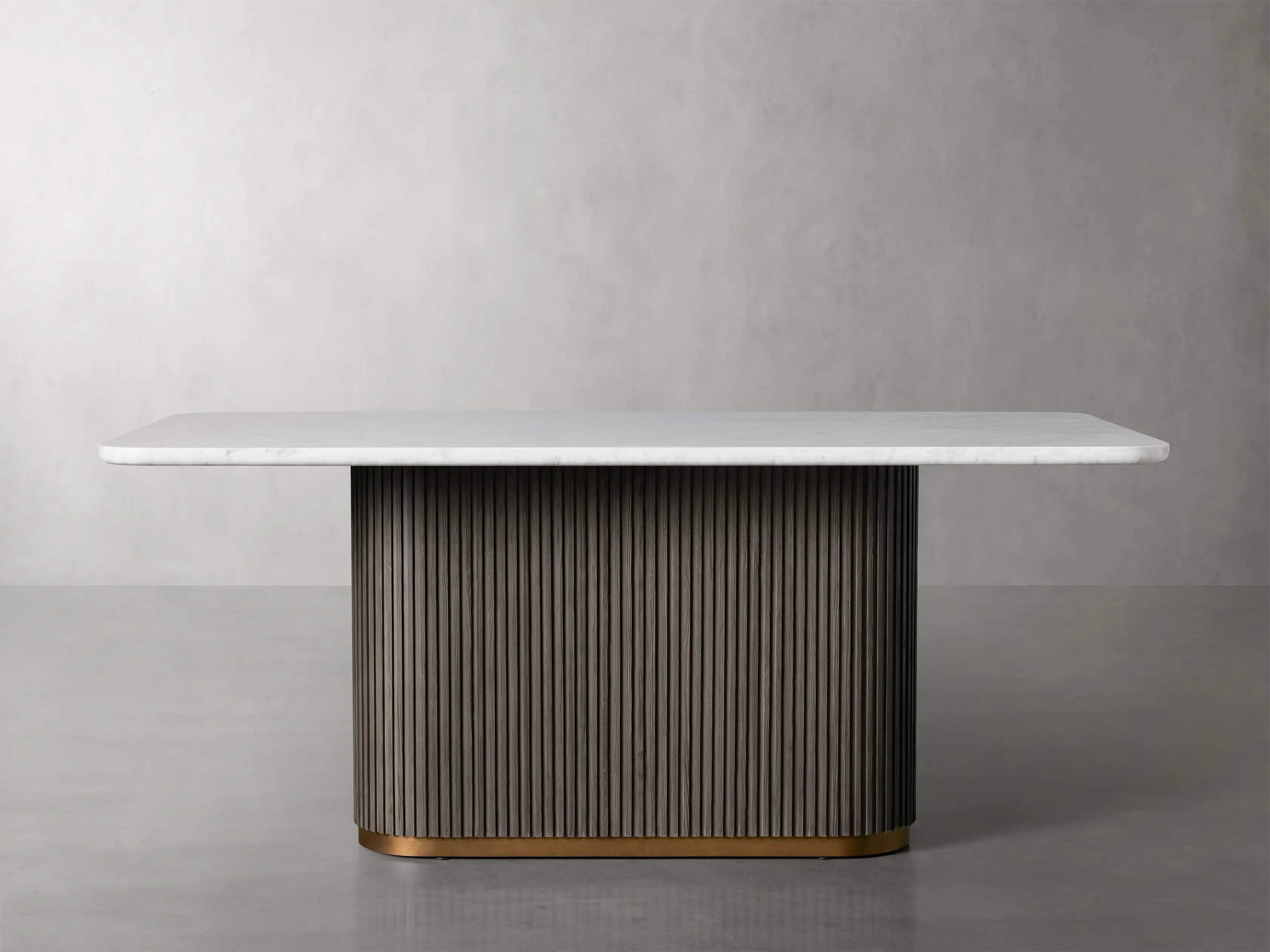 Fanny Dining Table