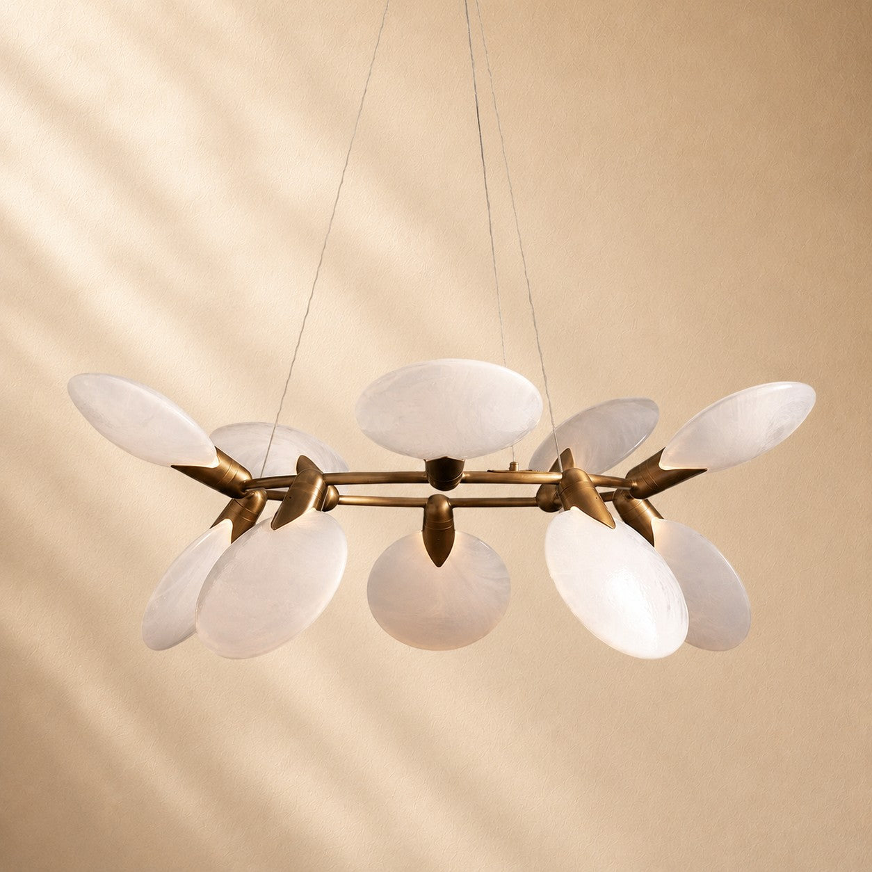 Lyno Nimbus Round Chandelier