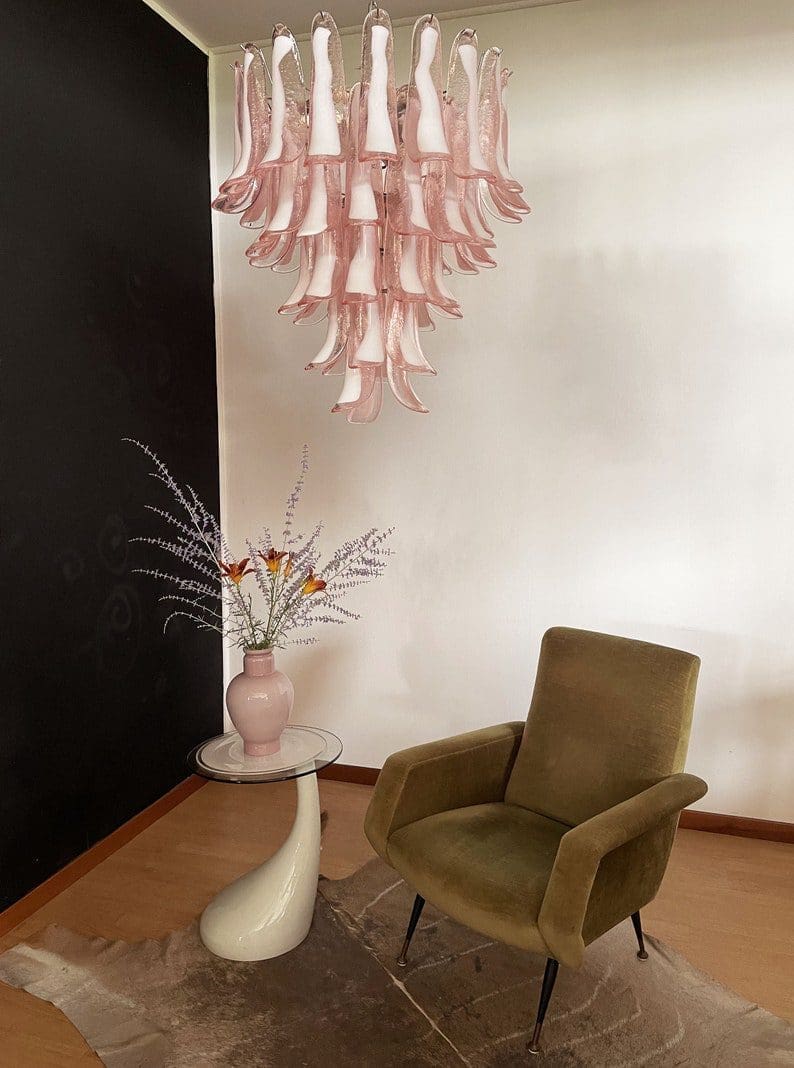 ManChandelier – 52 petals – Pinkorcove Murano