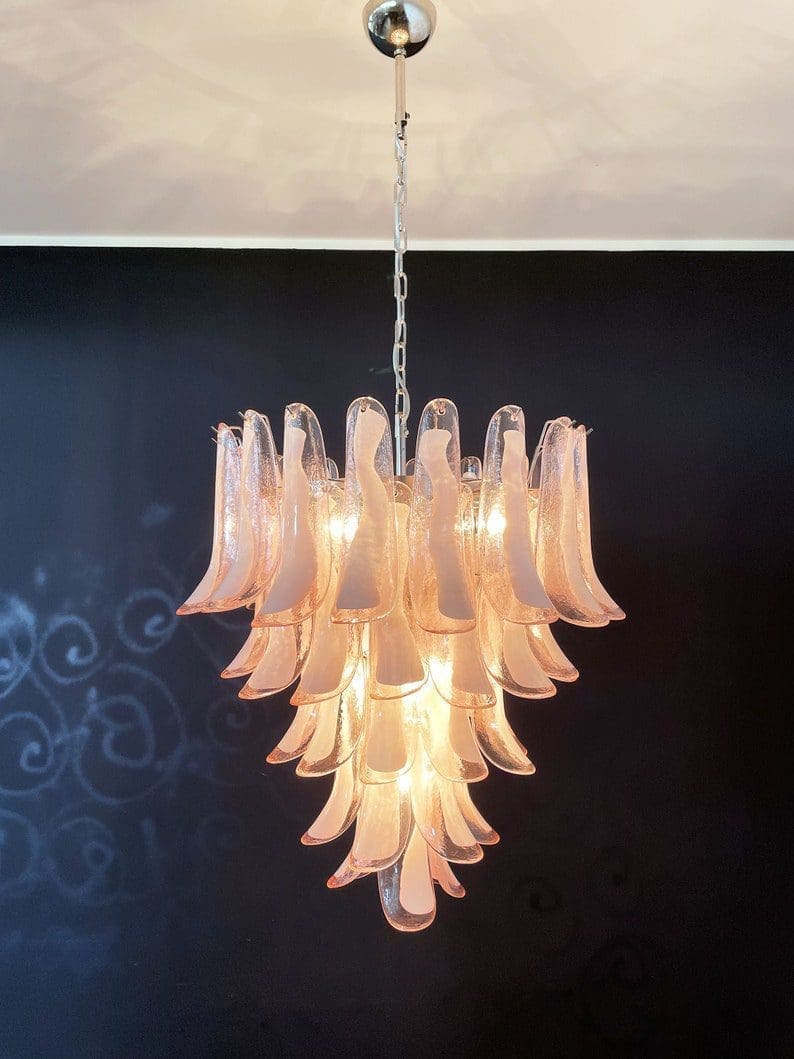 ManChandelier – 52 petals – Pinkorcove Murano