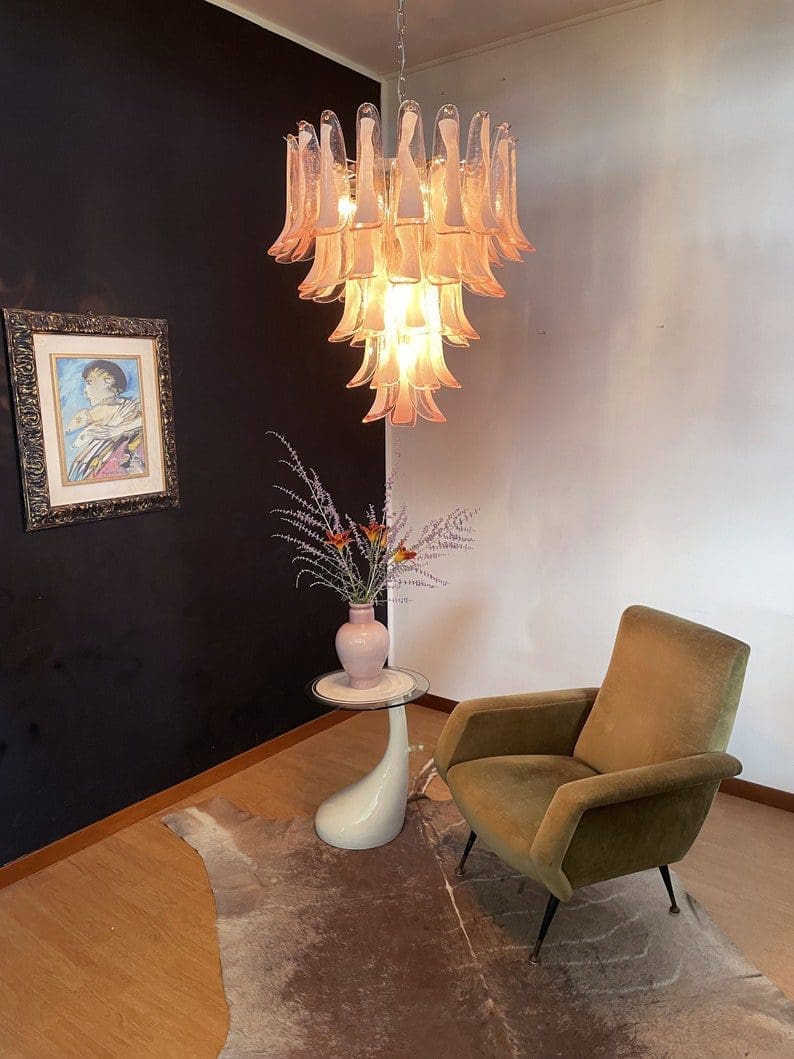 ManChandelier – 52 petals – Pinkorcove Murano