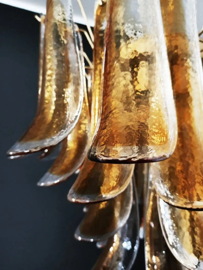 Manorcove Murano Chandelier – 36 petals – Amber