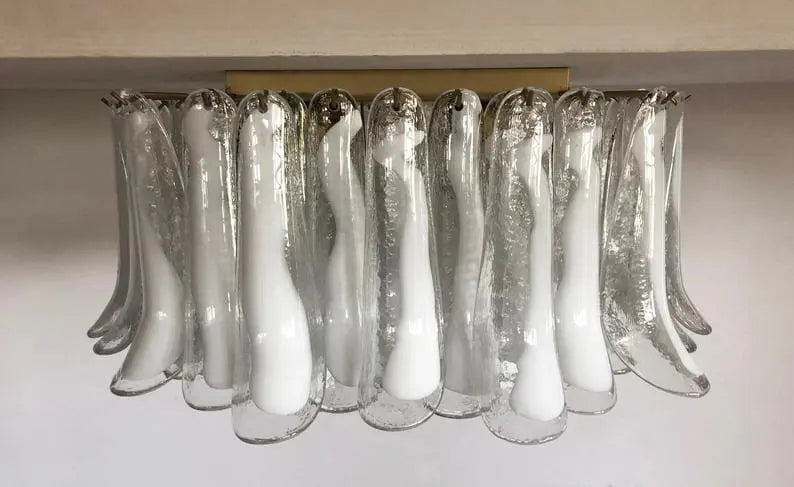 Manorcove Murano Chandelier – 64 petals – Transparent/White