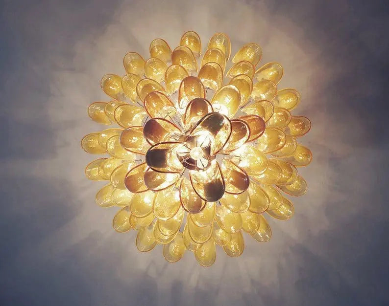 Manorcove Murano Chandelier – 85 petals – Caramel