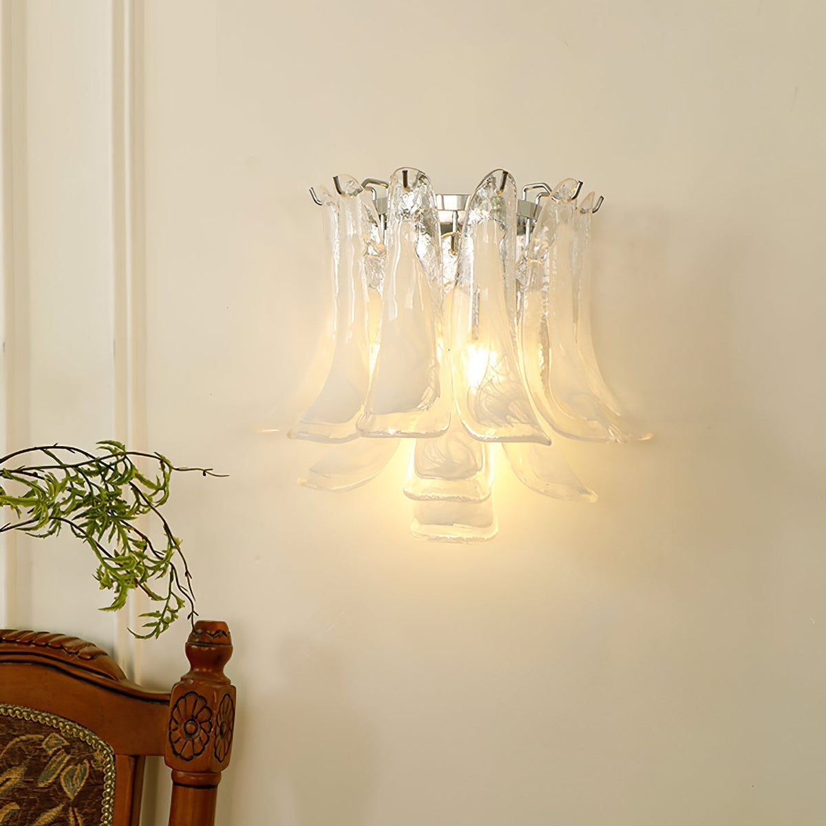 Manorcove Murano Petal Wall Sconce