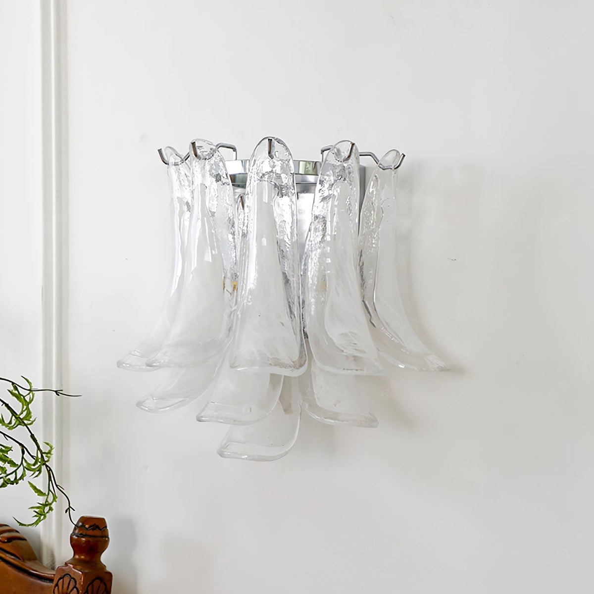 Manorcove Murano Petal Wall Sconce