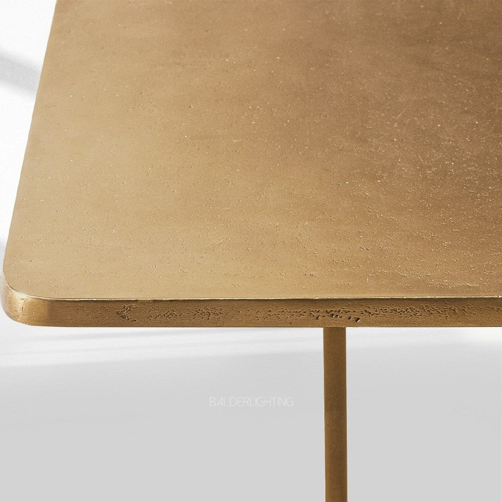 Miora Drink Table