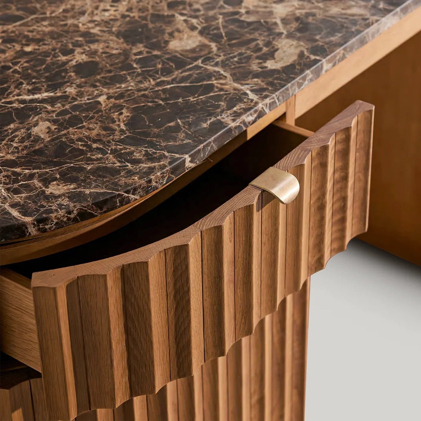 Ralit Desk